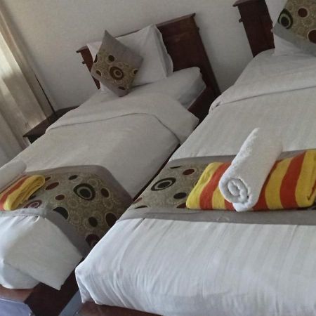 נוסה-למבונגן Reynold Artha Guest House מראה חיצוני תמונה
