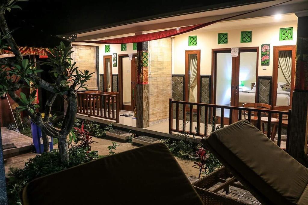 נוסה-למבונגן Reynold Artha Guest House מראה חיצוני תמונה